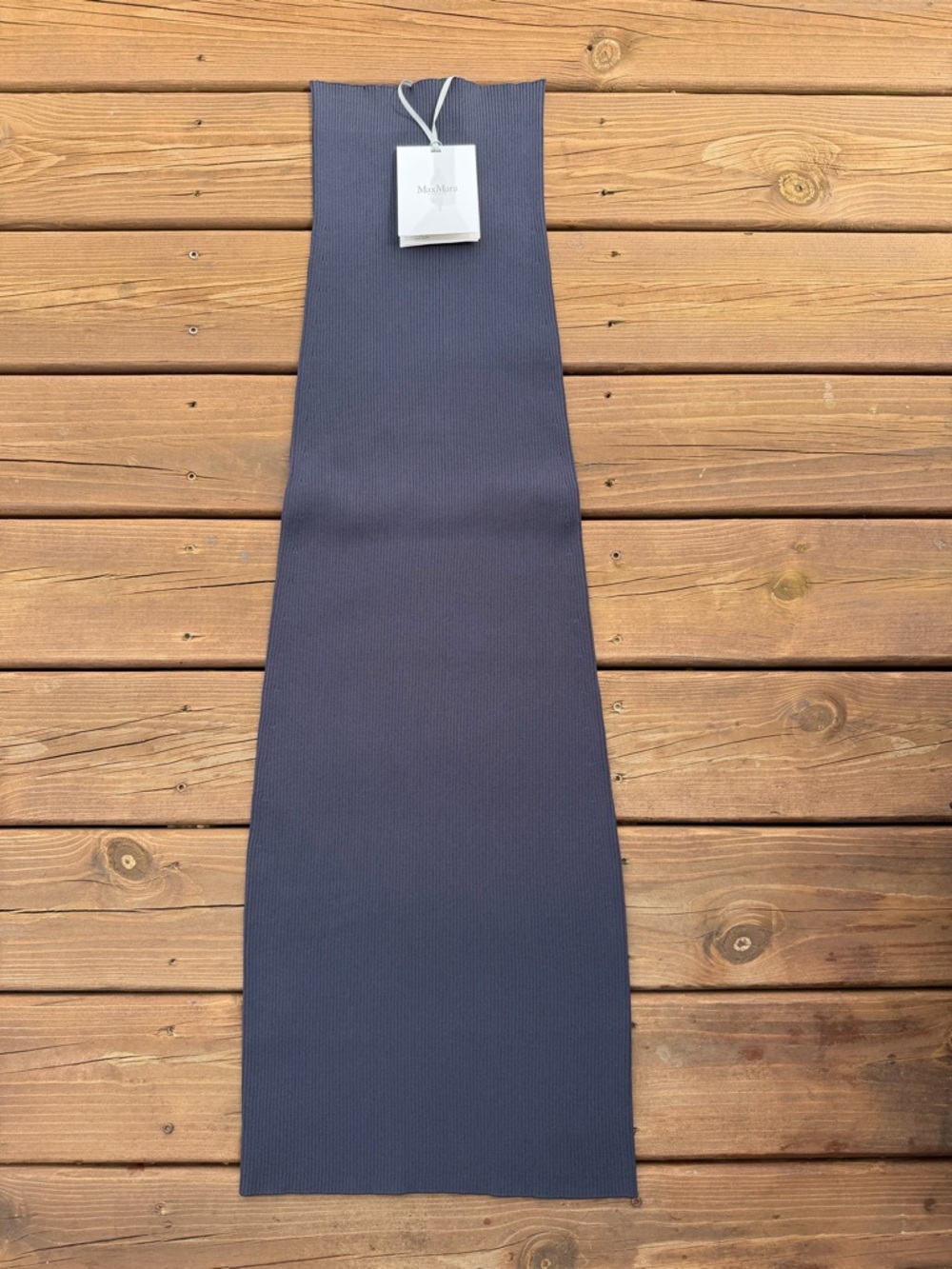 MaxMara Navy Ribbed Maxi Skirt - Picture 3 of 7